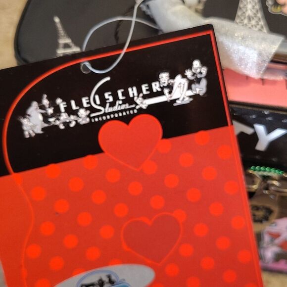 Betty Boop In Paris Black Pink Printed Hardcase Make Up Carrying Case NWT - Picture 12 of 12